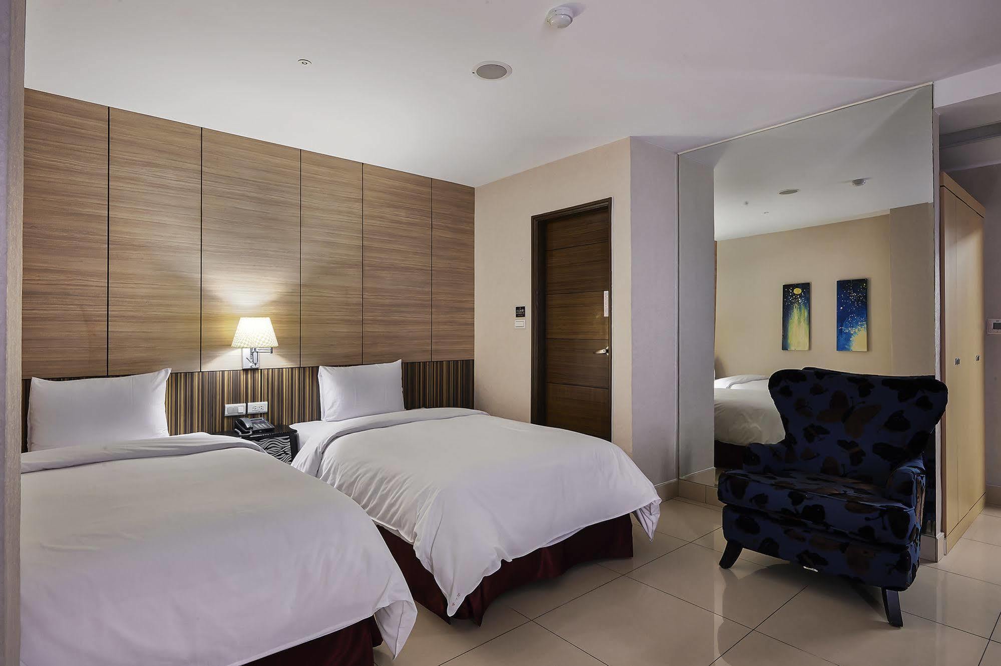 Delton Hotel - Love River Branch كاوشيونغ المظهر الخارجي الصورة